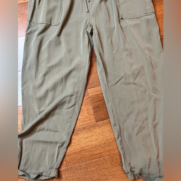 NWT UMGEE Olive Green Women's Jumpsuit - Picture 5 of 9